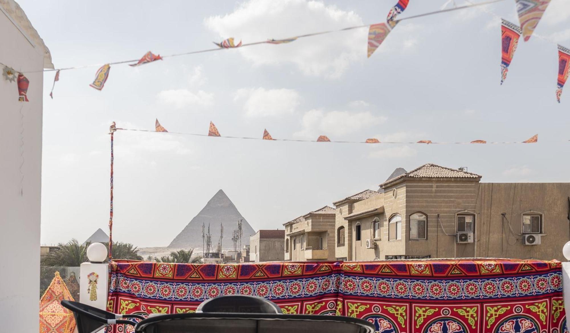 Inn Amon Pyramids View *